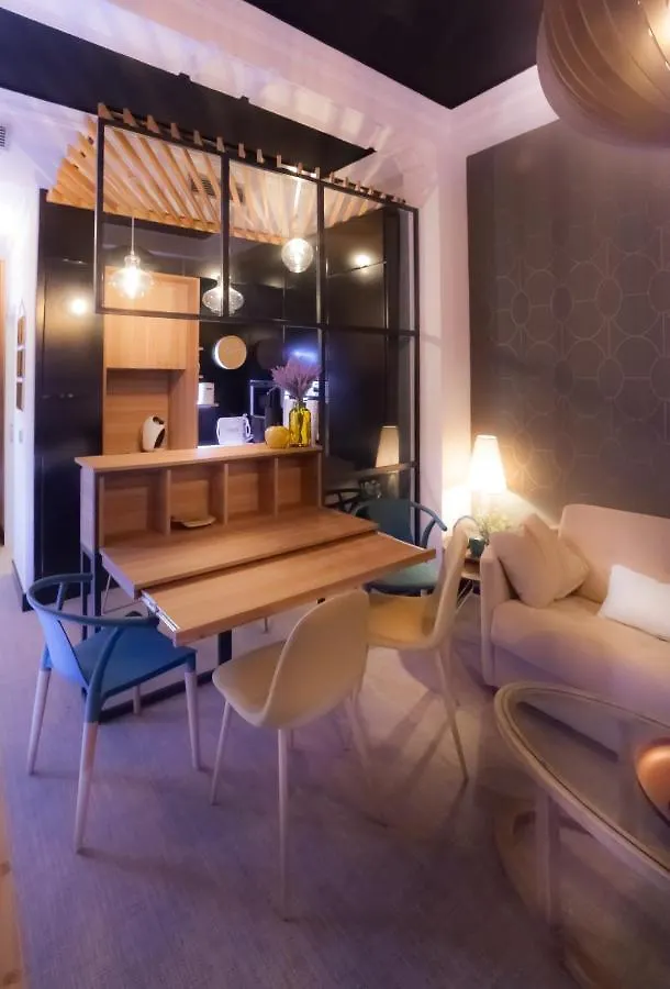 Aoa Natty Urban Style Apartment Seville